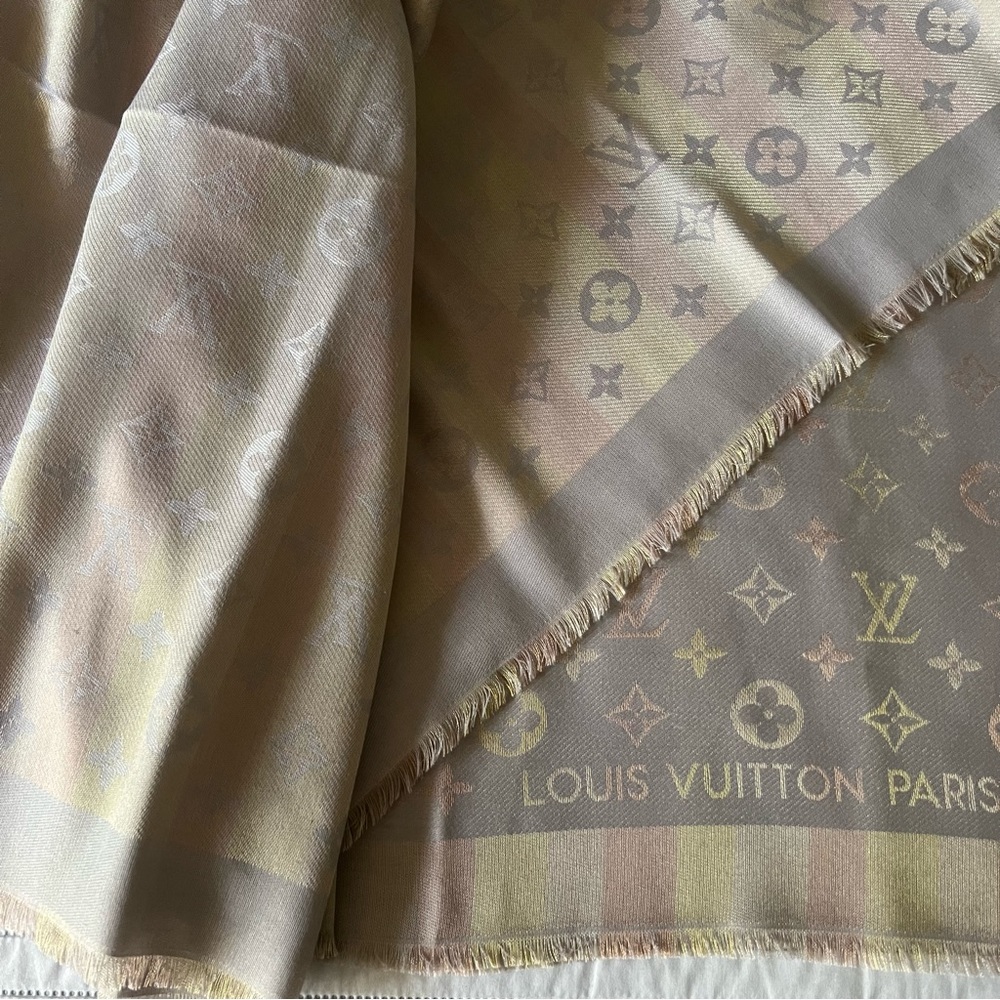 Louis Vuitton stole / shawl 50% silk & 30% metal & %20 wool